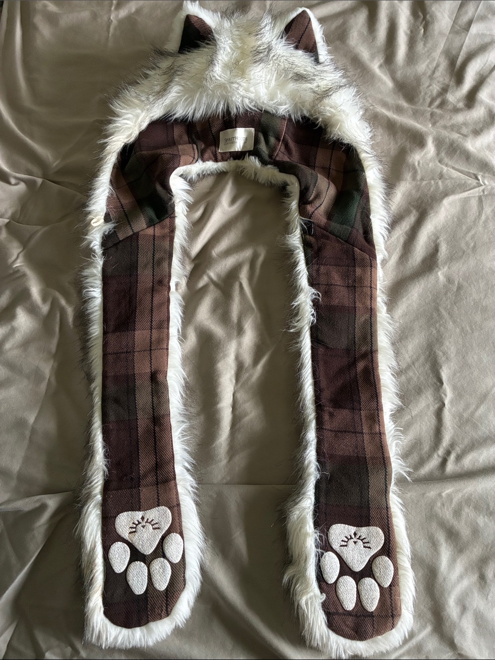 Rare Husky Spirithood 2011-2012